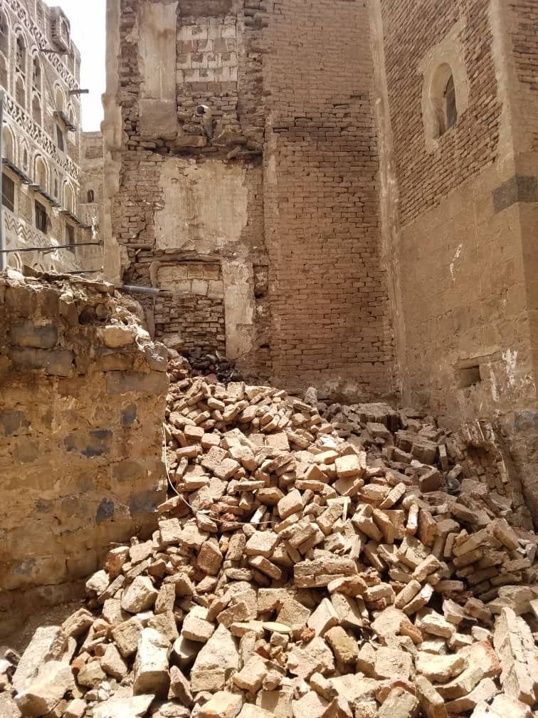 انهيار جزئي للعديد من المنازل في صنعاء القديمة