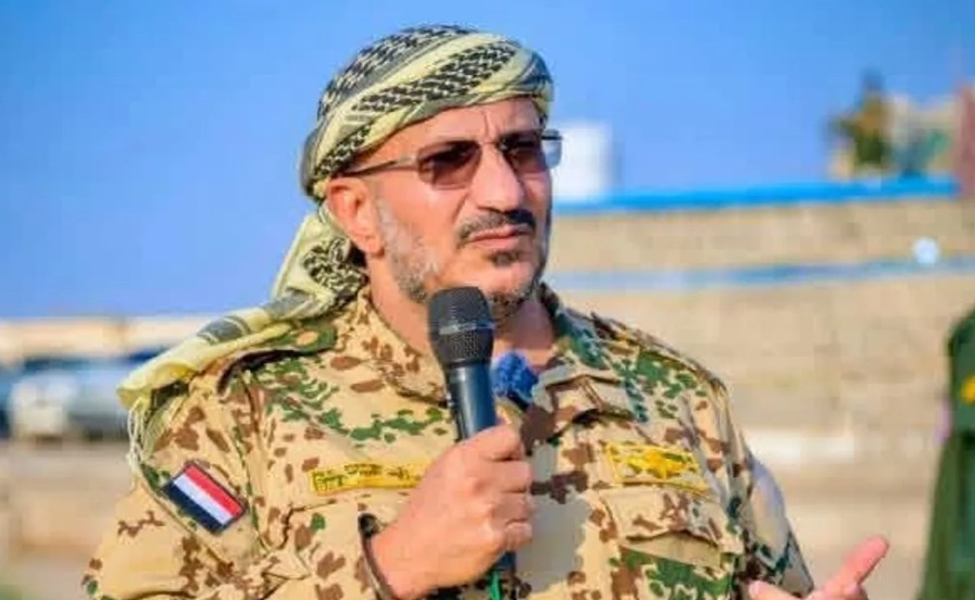 مصادر تكشف وصول طارق صالح إلى السعودية عقب مغادرته المخا