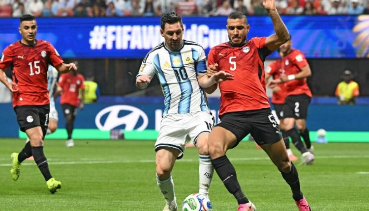 تقرير حول  رد مصري ذكي على استفزاز كروي داخل الأمم المتحدة.. سجال مثير حول أحداث مباراة مصر والأرجنتين