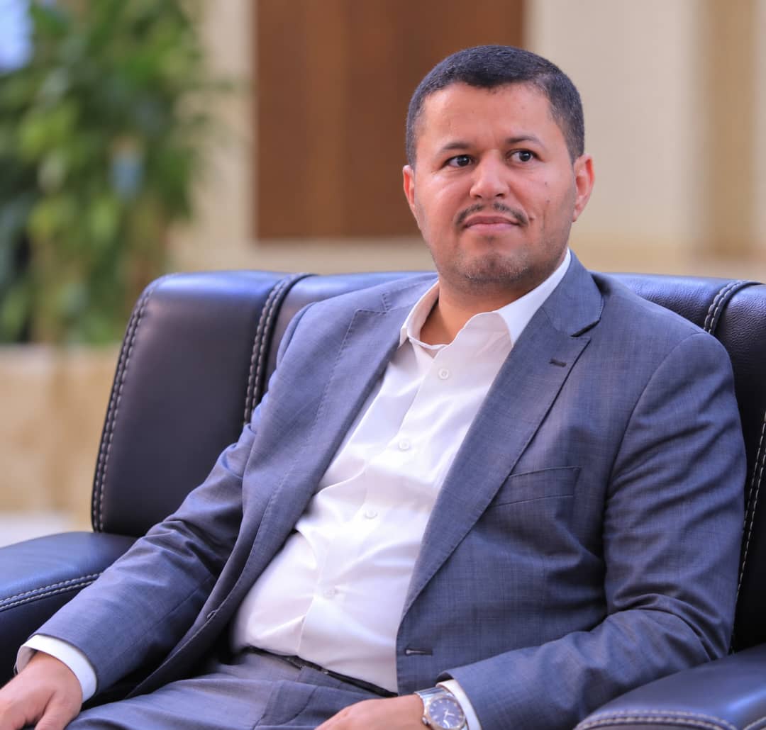 صنعاء: مدير عام هيئة المواصفات يهنئ قائد الثورة والرئيس المشاط بالعيد 12 لثورة الـ21 سبتمبر المجيدة