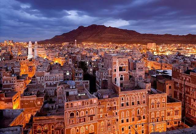 صنعاء:  وزارة الخدمة المدنية بحكومة صنعاء: الثلاثاء المقبل إجازة رسمية بمناسبة المولد النبوي الشريف.