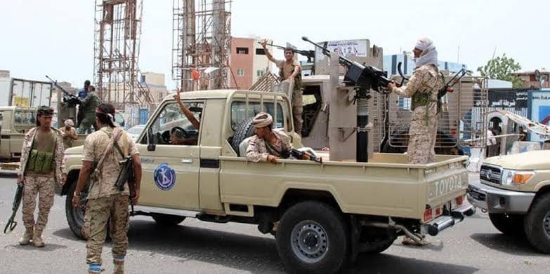 تقرير عن انتهاكات الإمارات في حضرموت.. 3 مقابر و6 مراكز احتجاز سرية غير قانونية