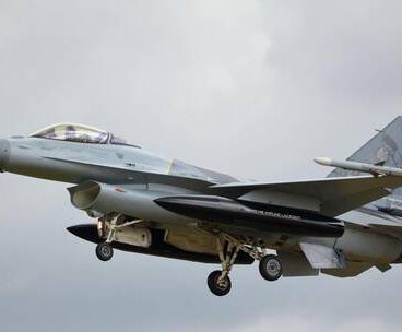 تصريحات; الدفاع الأفغانية تعلن مقتل 55 جندياً باكستانياً والسيطرة على مواقع حدودية