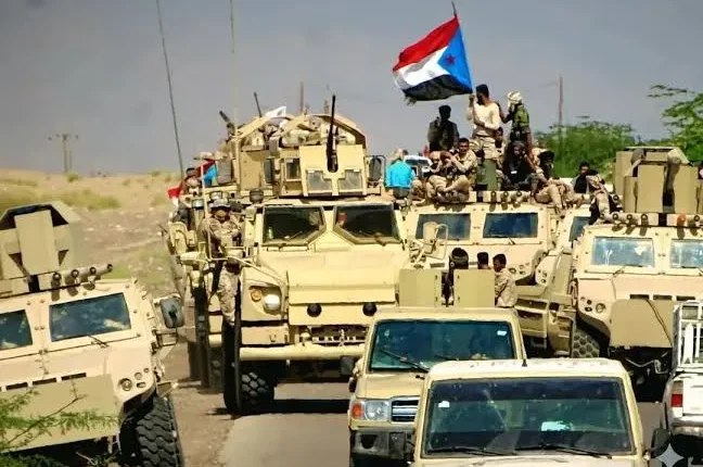 تقرير: دبلوماسي أمريكي يعترف: “إسرائيل” تتدخل جنوب اليمن