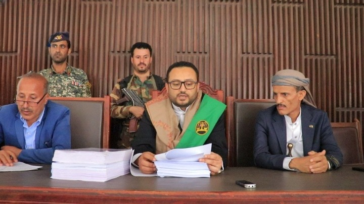 الامانه:  القضاء بصنعاء يفصل في قضية “تهامة فلافور” المتهمة بجرائم نصب واحتيال كبرى